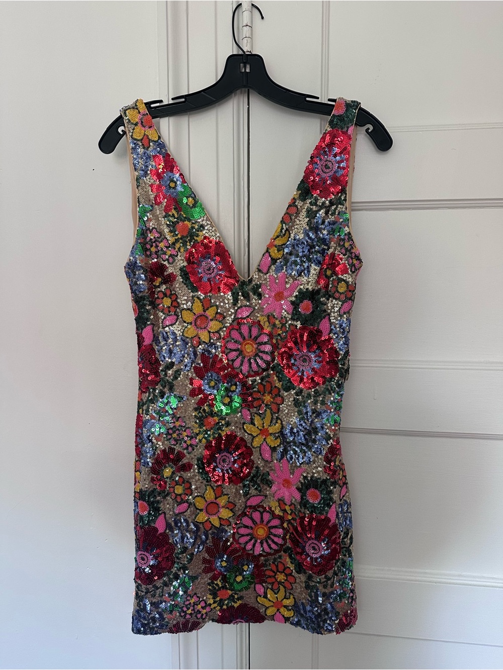 Ramy Brook Aera dress in Flame - Multicolor Floral Sequin V-Neck Mini Dress - Picture 4 of 4